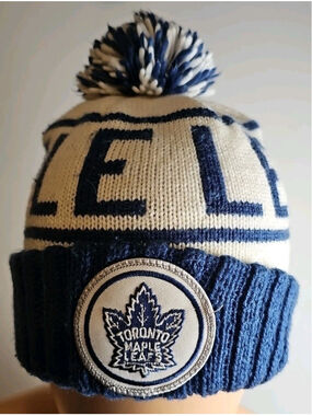 Toronto Maple Leafs Pom Toque Mitchell & Ness NHL Hockey Beanie Cap Hat